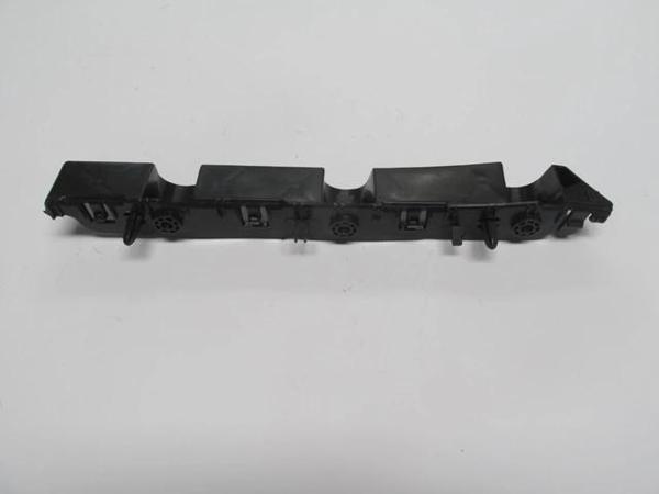 citroen c elysee- 2017-2024  arka tampon iç bağlantı braketi sol (plastik) (tw) Oem No (1608703680) - Image 1