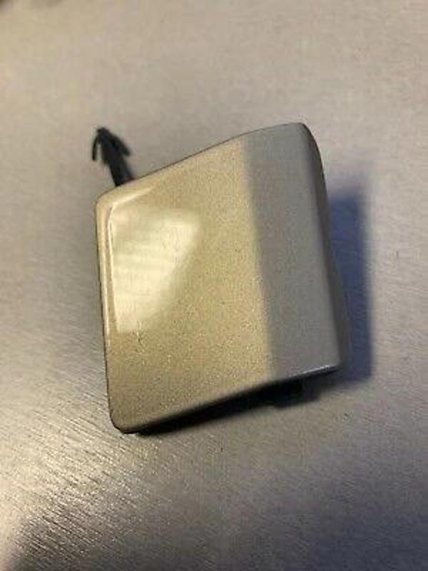 Renault Clio IV 2012- Çeki Demir Kapağı Arka Oem No (511658538R) - Image 1