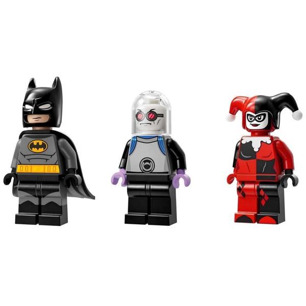 BFS   LEGO DC Batman: Batmobile ile Batman, Harley Quinn ve Mr. Freeze’e Karşı 76274 - Image 1