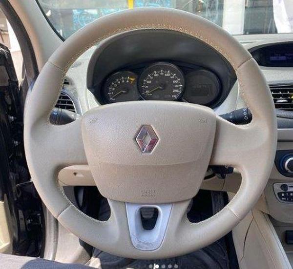 Fluence Tuşsuz Araca Özel Direksiyon Kılıfı (Airbeg Rengiyle Aynı Renktedir) - Image 1