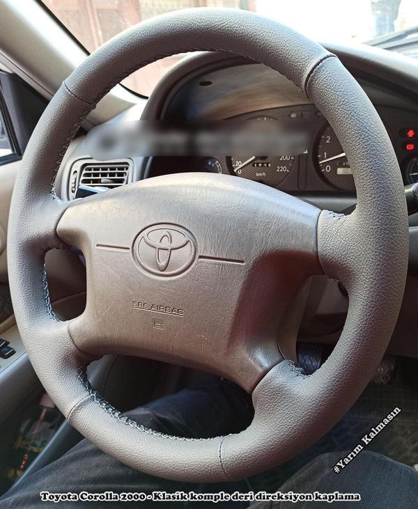 Toyota Corolla E120 1999-2002 Araca Uyumlu Direksiyon Kılıfı (Gri Deri) - Image 1