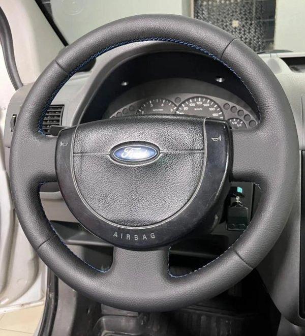 FORD FİESTA (2004) Uyumlu DİREKSİYON KILIFI (MAVİ İPLİ) - Image 1