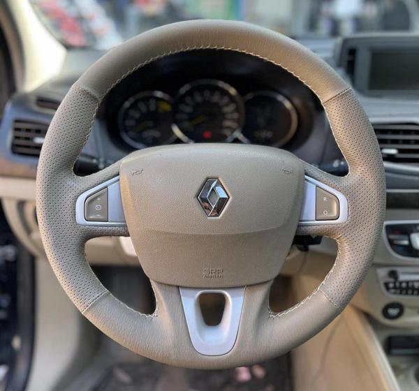 Renault Megane 3 Araca Özel Direksiyon Kılıfı (Airbeg Kapağındaki Renk Birebirdir) - Image 1