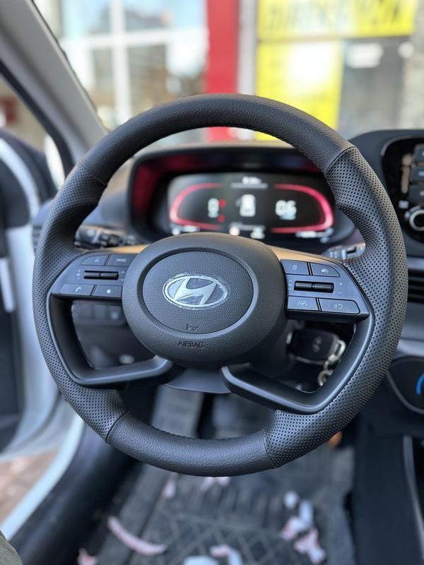 Hyundai Bayon 2020-2024 Araca Özel Direksiyon Kılıfı (Manuel Araçlara Uyumludur) - Image 1