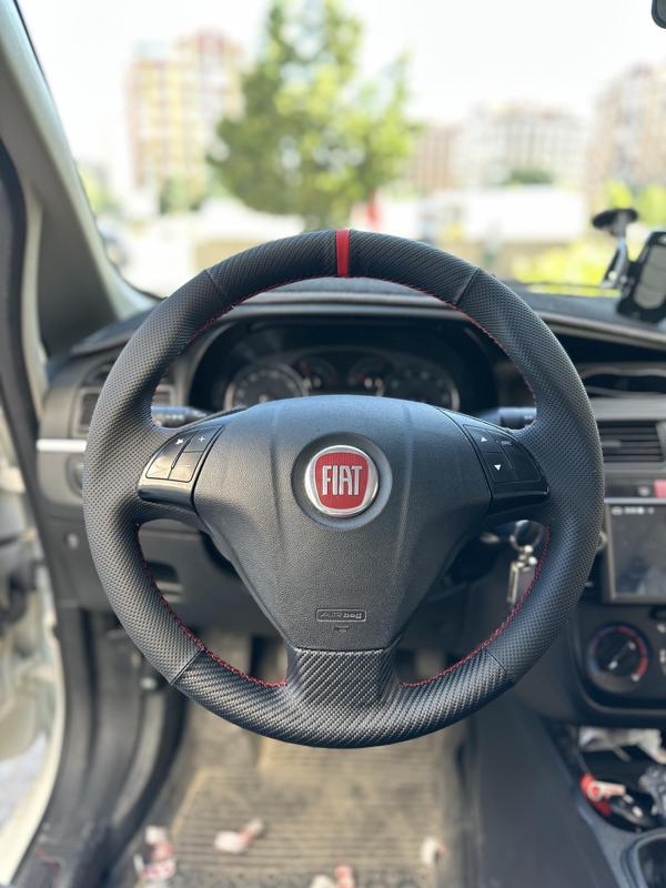 Fiat Linea Punto (Noktalı Karbon Kırmızı Yüzüklü ) Araca Özel Direksiyon - Image 1