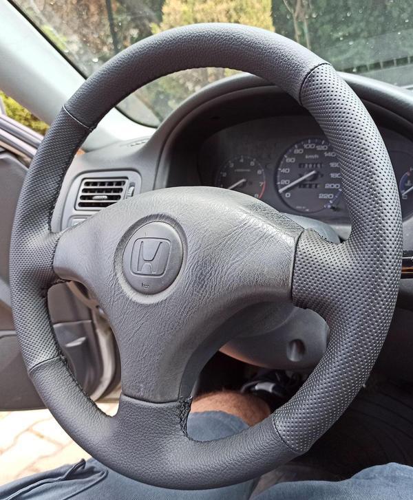 Honda Civic 98-2002 ies Kasa Araca Özel Direksiyon Kılıfı (Noktalı Düz Siyah Dikişli) - Image 1