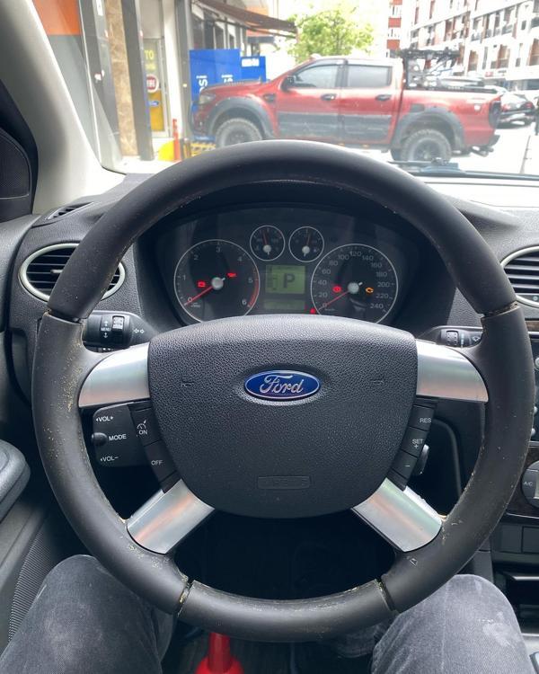 Ford Focus 2.5 Araca Özel Direksiyon Kılıfı (Orjinal Derisi Sökülüp Yapılması Gerekiyor) - Image 1