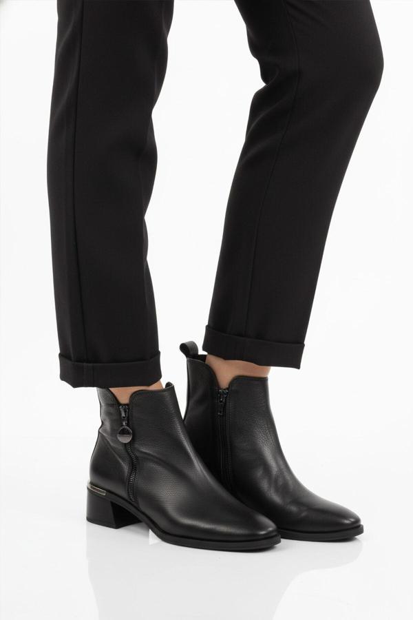 Siyah Hakiki Deri Polarlı Kaymaz Fermuarlı Kadın Topuklu Bot 9780-1 Z - Image 1