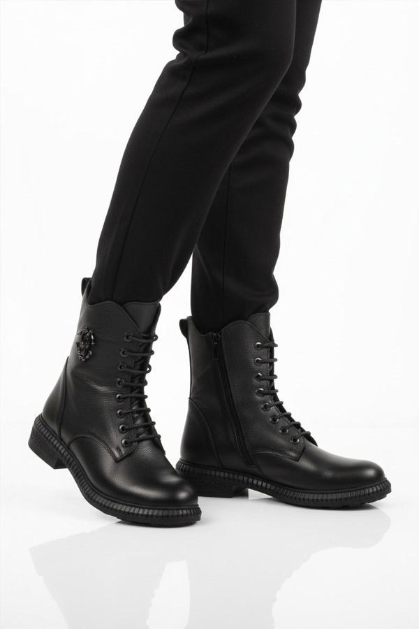 Siyah Hakiki Deri Bağcıklı Kaymaz Polarlı Kadın Bot 20912-1 Z - Image 1