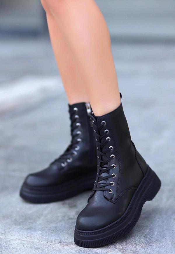 Roxan Siyah Cilt Bağcıklı Bot - Image 1