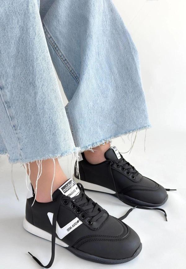 Jowen Siyah Cilt Beyaz Detaylı Bağcıklı Spor Ayakkabı - Image 1