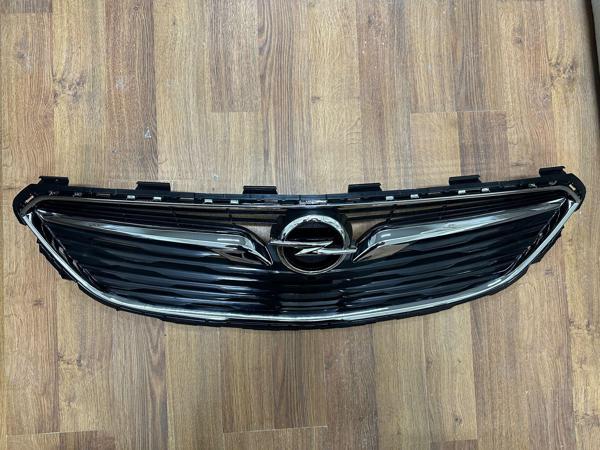 Opel İnsignia Panjur Ön Komple Nikelaj 2017-2019 - Image 1