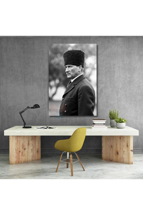 Siyah Beyaz Görsel Atatürk Kanvas Tablo Modeli Dikey Duvar Tablosu Ofis Ev Dekoru - Image 1