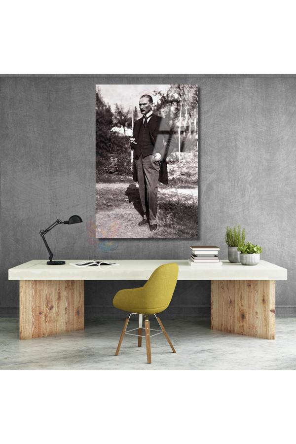 Cam Atatürk Tablosu Kahve İçen Karizmatik Atatürk Görseli Duvar Tablosu - Image 1