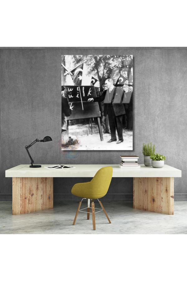 Atatürk Baş Öğretmen Cam Tablo Dikey Duvar Tablosu Okul Ofis Tablosu - Image 1