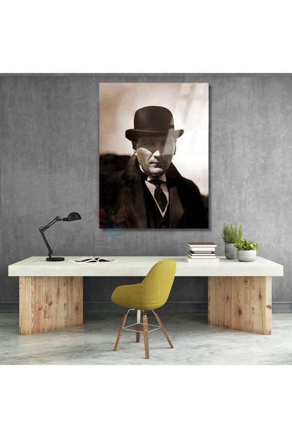 Şapkalı Atatürk Görseli Cam Tablo Dijital Baskı Ev Ofis Dekoru HD Dijital Baskı Tablo - Image 1