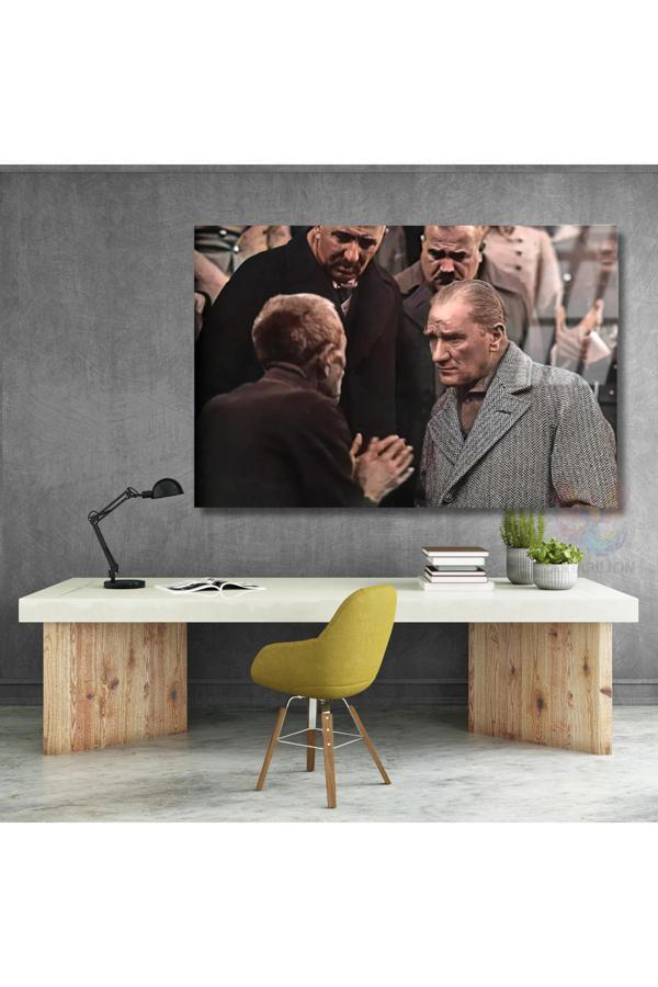 Atatürk ve Halk Temalı Renkli Cam Tablo Modeli Yatay Duvar Tablosu - Image 1