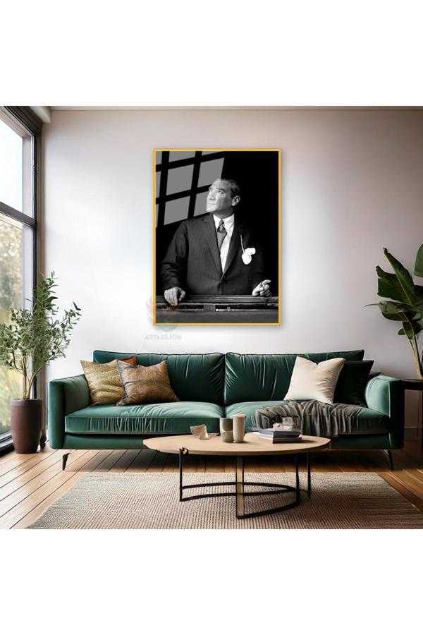Siyah Beyaz Mustafa Kemal Atatürk Tablo Metal Çerçeveli Cam Tablo Dikey Tablo Salon Ofis Tablosu - Image 1