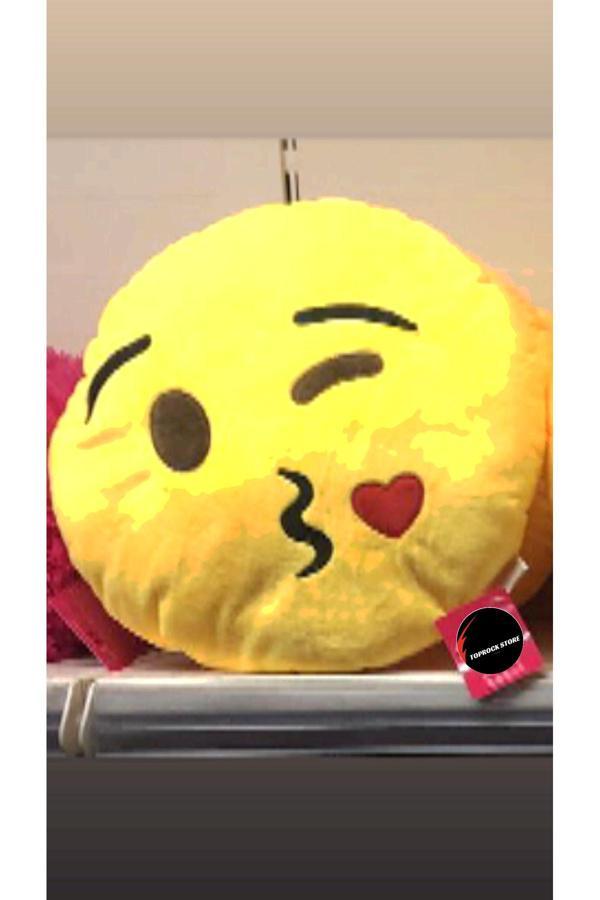 Öpücük Atan Emoji Yastık 35 Cm Büyük Boy Hediyelik Uyku Arkadaşı - Image 1