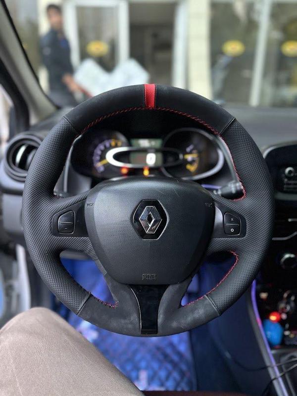 Clio 4 FAZ 1 2014-2017 Araca Özel Direksiyon Kılıfı (Makyajlı Kasalara Uyumlu Değildir) - Image 1