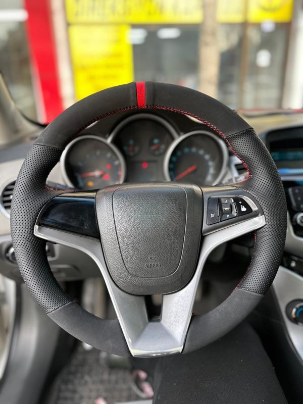 Chevrolet Cruze Araca Özel Direksiyon Kılıfı - Image 1