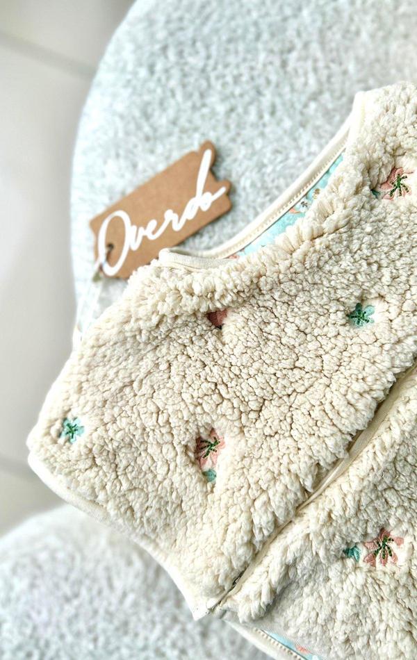 Fermuarlı Teddy Kumaş Kapüşonlu Kız Bebek Yelek - Image 1