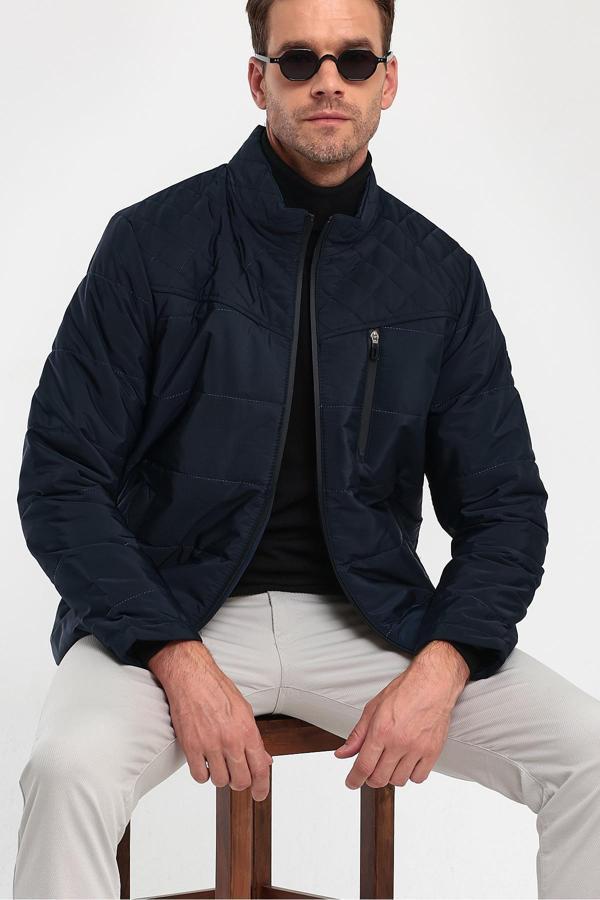 Sivaist Erkek Lacivert Standart Fit Normal Kesim Dik Yaka Omuz Detaylı Kışlık Mont - Image 1