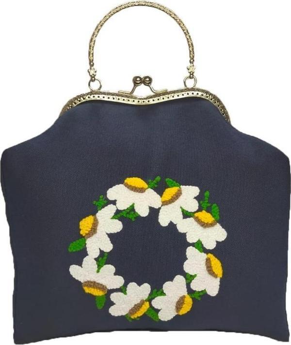 Angels Collection Metal Klipsli El Yapımı Vintage El Çantası - Lacivert Punch Işlemeli - Image 1