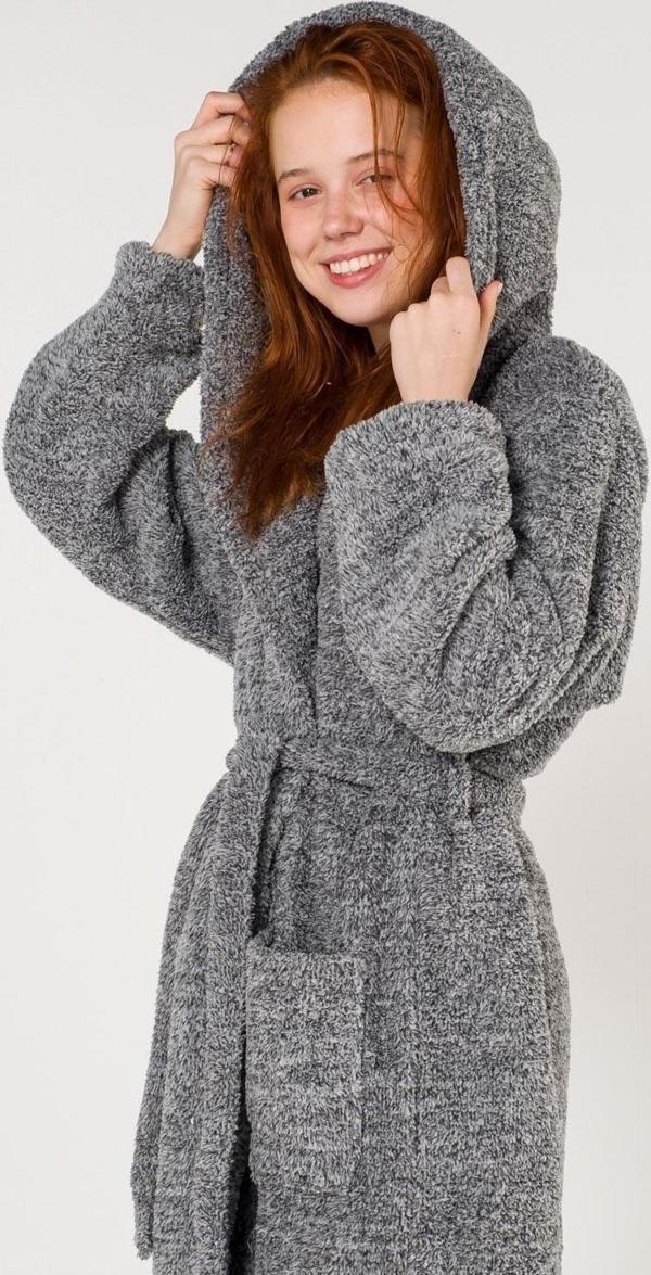 Uzun Welsoft Kapüşonlu Kadın Sabahlık - Image 1