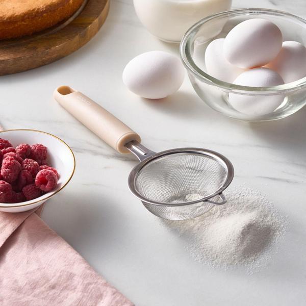 Karaca Ekin Silikon Saplı El Süzgeci - Image 1