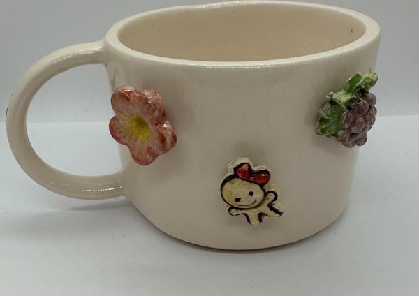 SERAMİK MIKNATIS 3LÜ CHARMLI FİNCAN,  ÇİÇEK, ÜZÜM, BEBEK TEMALI  - Image 1