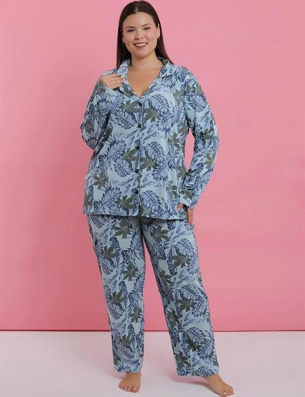 Giyim Kadın Büyük Beden Mavi Tropikal Desenli Düğmeli Pijama Takımı - Image 1