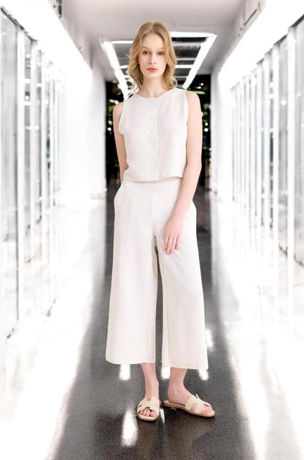 Yazlık Sırt Detaylı Kolsuz Rahat Keten Takım - Image 1