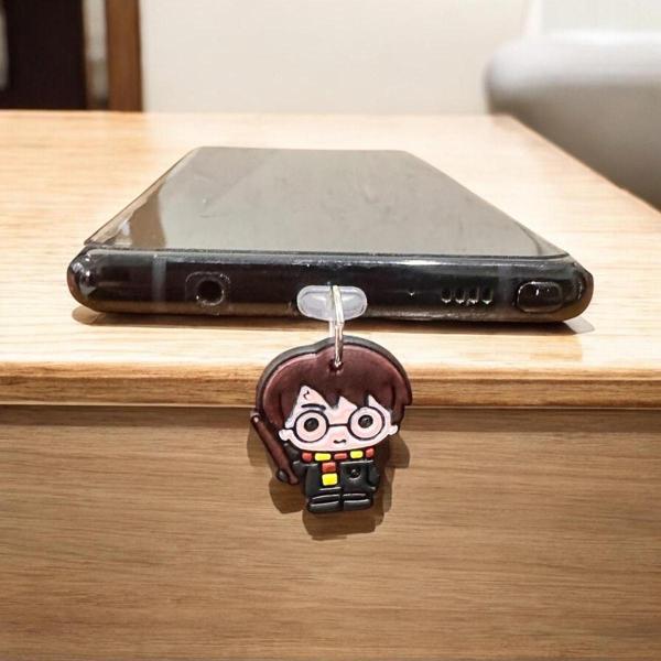 Buki'Nin Atölyesi Lightning (Iphone Girişli Şarj Yeri) Telefon Şarj Koruma Aksesuarı / Toz Tıpası / Charm Harry Poter - Image 1