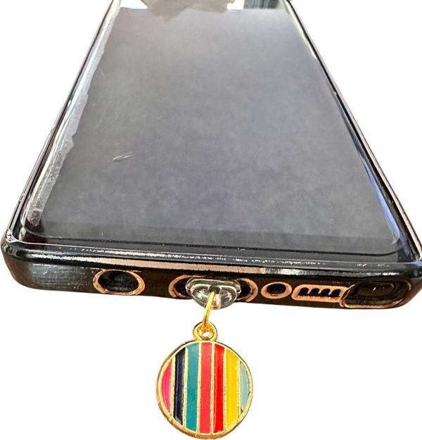 Buki'Nin Atölyesi Lightning (Iphone Girişli Şarj Yeri) Telefon Şarj Koruma Aksesuarı / Tozluk / Toz Tıpası / Charm - Image 1