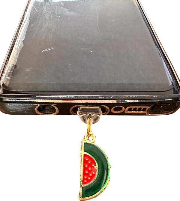 Buki'Nin Atölyesi Lightning (Iphone Girişli Şarj Yeri) Telefon Şarj Koruma Aksesuarı / Tozluk / Toz Tıpası / Charm - Image 1