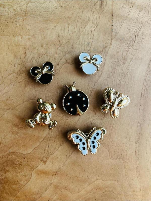 Buki'nin Atölyesi Terlik Süsü Taşlı Karışık 6'Lı Set  (Malzemesi Plastiktir) - Image 1