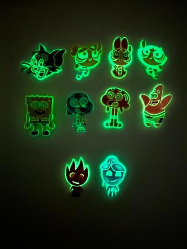 Buki'Nin Atölyesi Gece Parlayan Neon Terlik Süsü Jibbitz 10 Lu Set Süngerbob Patrick Gumbell Powerpuff Tom Su Ateş - Image 1