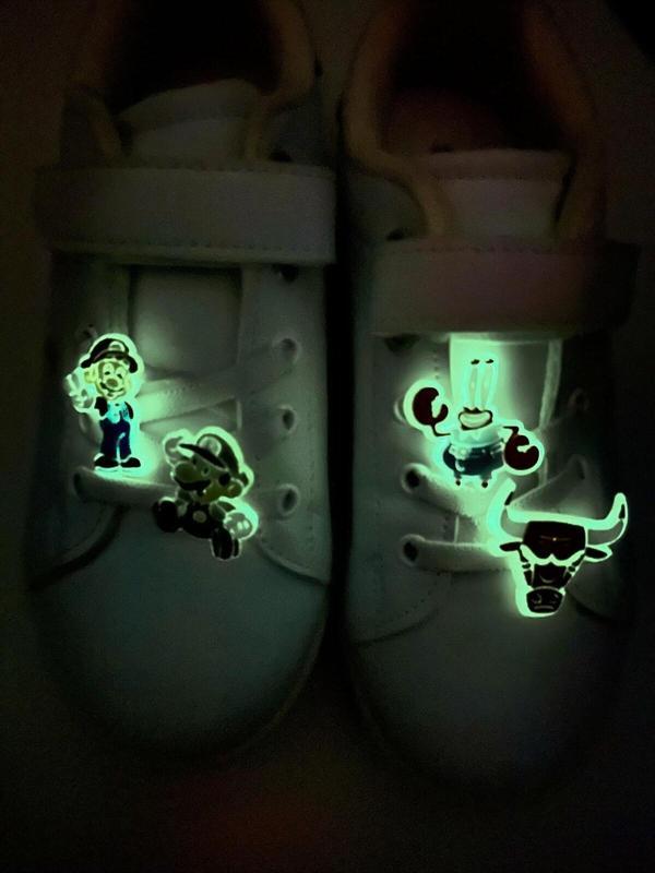 Buki'Nin Atölyesi Gece Parlayan Neon Bağcık Spor Süsü Klipsli 4 Lü Set Süper Mario Bay Yengeç Chicago Bulls Basketbol - Image 1