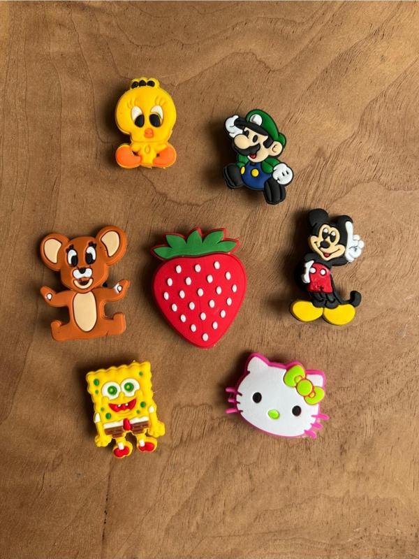 Buki'nin Atölyesi Jibbitz Terlik Süsü Twety,Mario,Sünger Bob,Çilek,Hello Kity ,Mickey Mouse 7'Li Set - Image 1