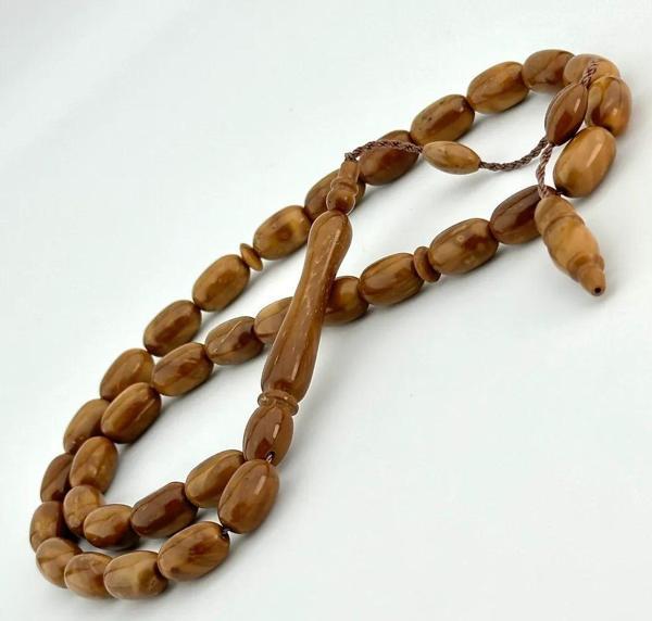 Kişiye Özel Kutulu Kapsül Kesim Kuka Tesbih – El Yapımı Doğal Taneli Hediyelik Tesbih - Image 1