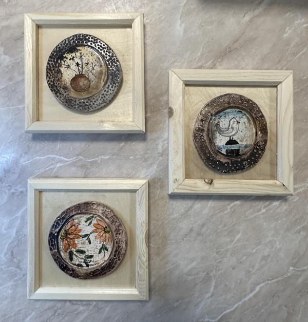 Ahşap Çerçeveli Eskitme Seramik Tablo Seti (3’lü) – Doğa Serisi - Image 1