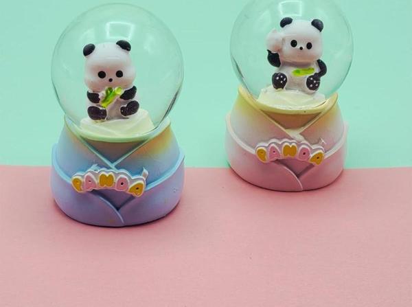 Büro Ev Ofis Dekoru için Tekli Işıklı Mini Panda Tasarım Kar Küresi - Image 1