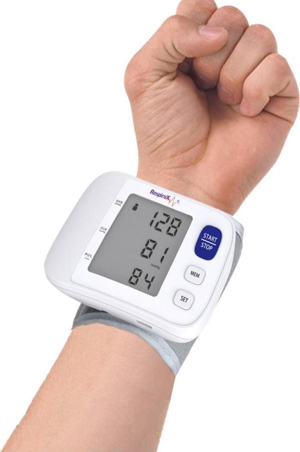 Respirox Türkçe Konuşan Bilekten Dijital Tansiyon Aleti Jn-163Ew - Image 1