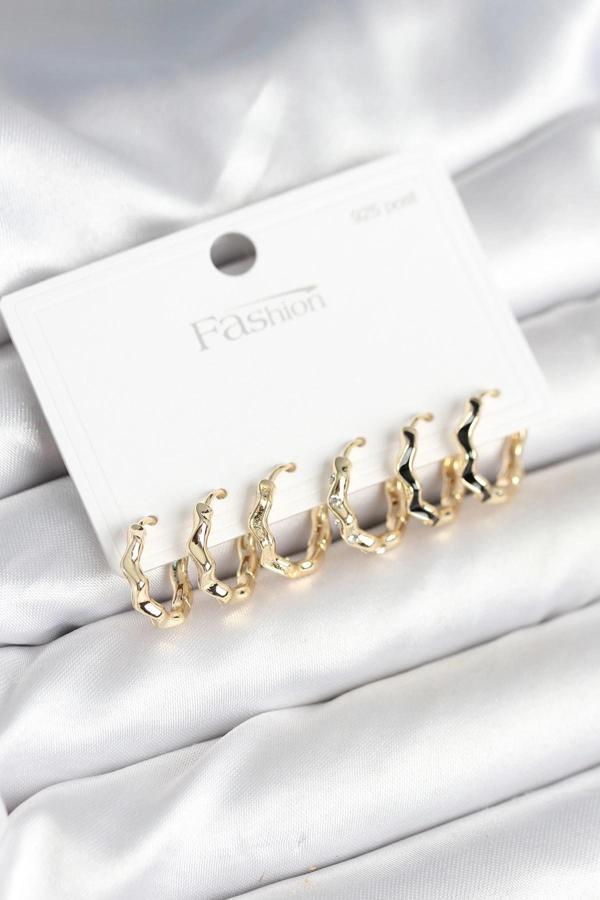 BFS Gold Renk Pirinç Zikzak Model 925 Ayar Gümüş Çivili Kadın Küpe Seti - Image 1