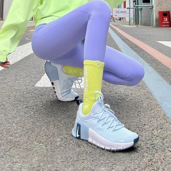 Nike Free Metcon 6 Kadın Mavi Antrenman Ayakkabısı FJ7126-402-SPORTXOUTLET - Image 1