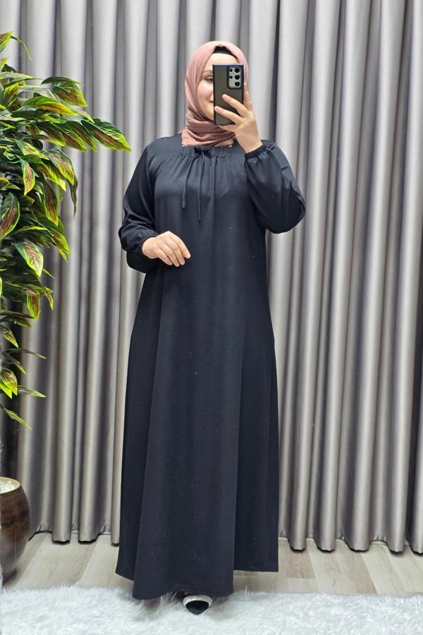 Kadın Tesettür Giyim Büyük Beden Kare Yaka Robalı Lina Elbise  - Image 1