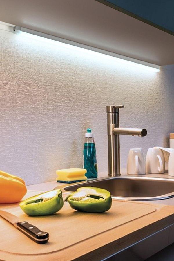 20 Cm Sensörlü Şarjlı Şerit Led Işık 3in1 Beyaz-Gün Işığı-Nötr Renk - Image 1