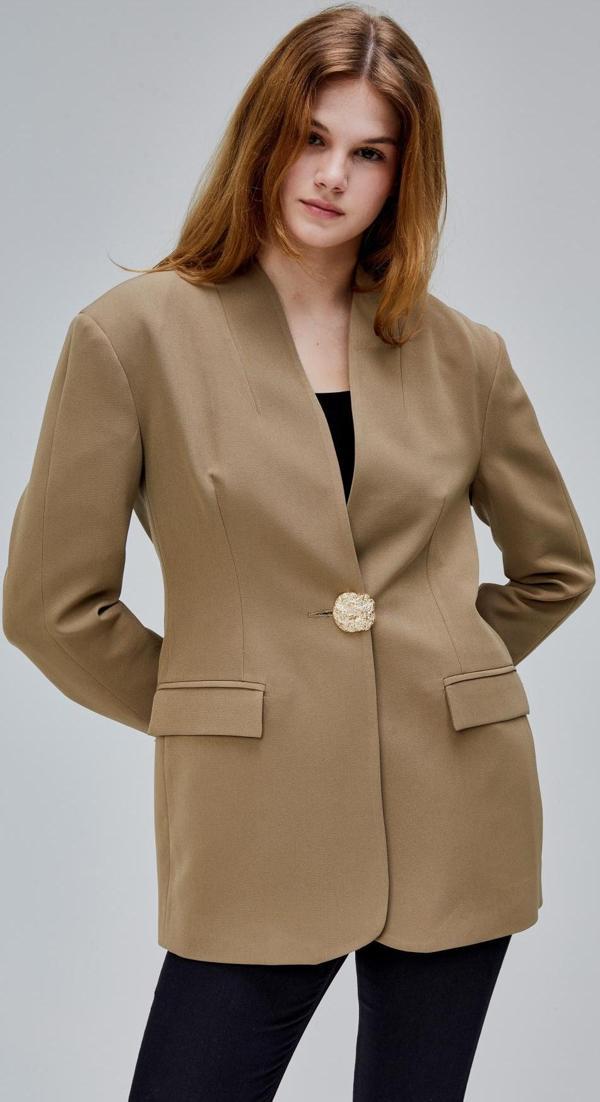 Koyu Haki Salaş Kesim Düğme Detaylı Dokuma Blazer Ceket - Image 1