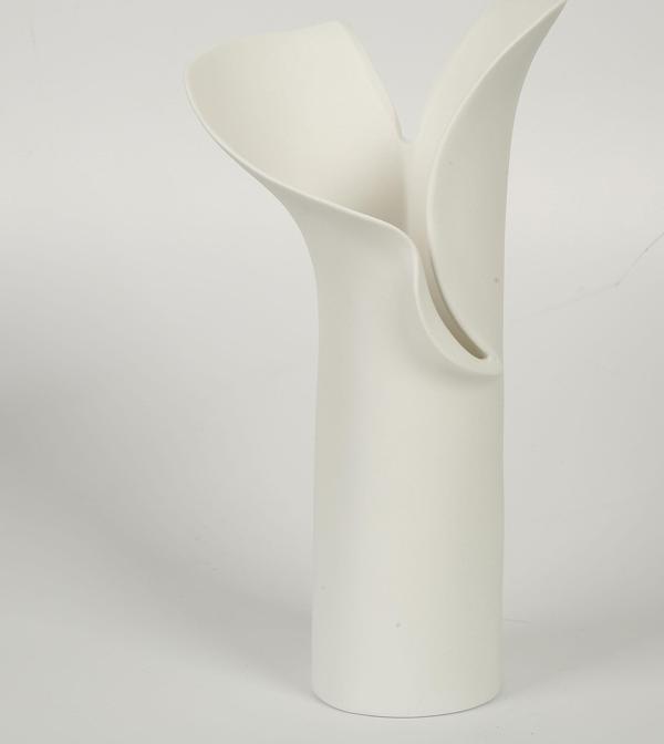 BEYAZ LİLYUM VAZO 10*19*35 CM AK.JM00014 - Image 1